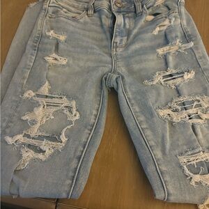 American Eagle Outfitters Light Blue Distressed Boyfriend Jeans